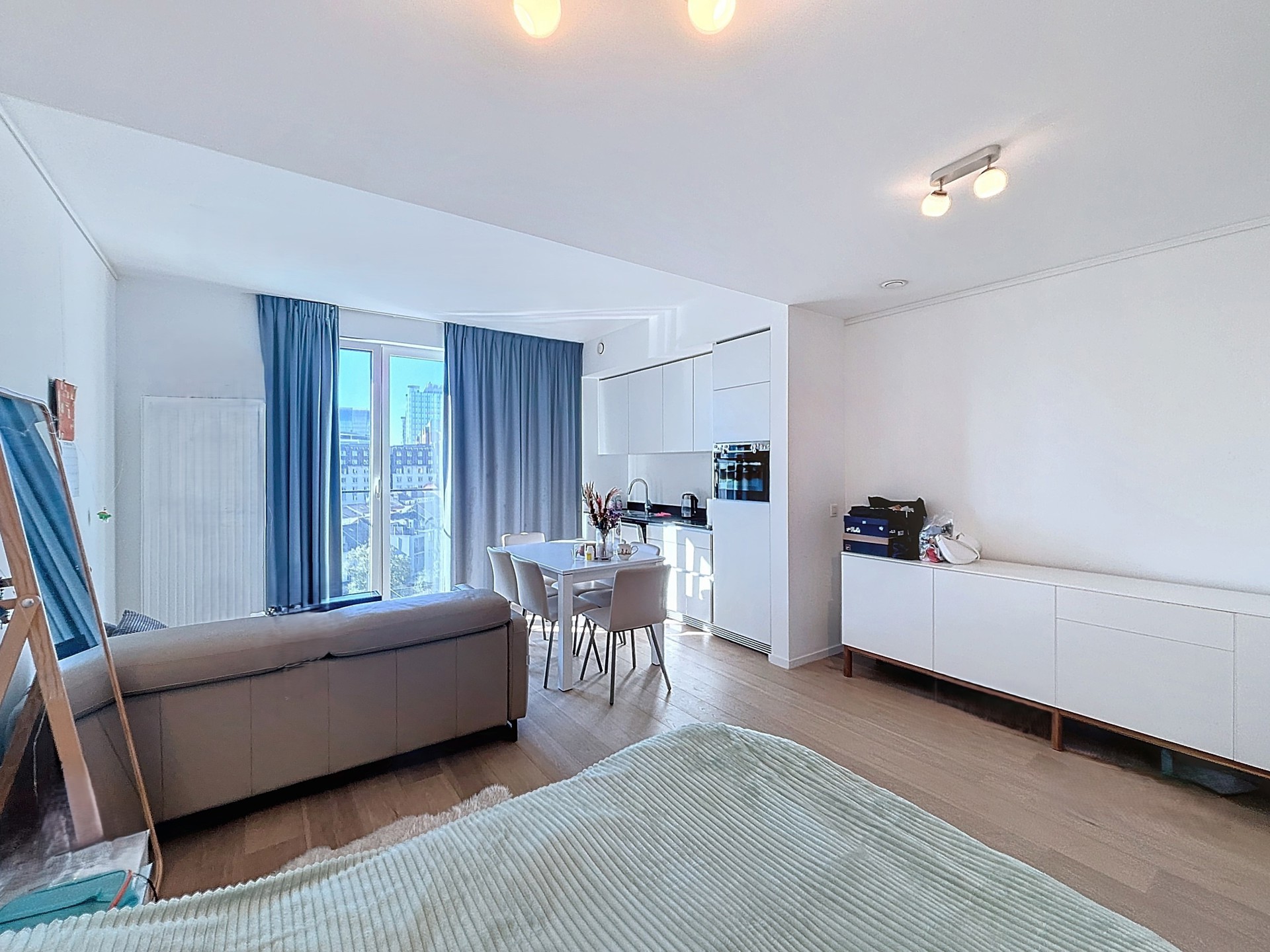 EUROPESE COMMISSIE STUDIO GEMEUBILEERD - foto 2