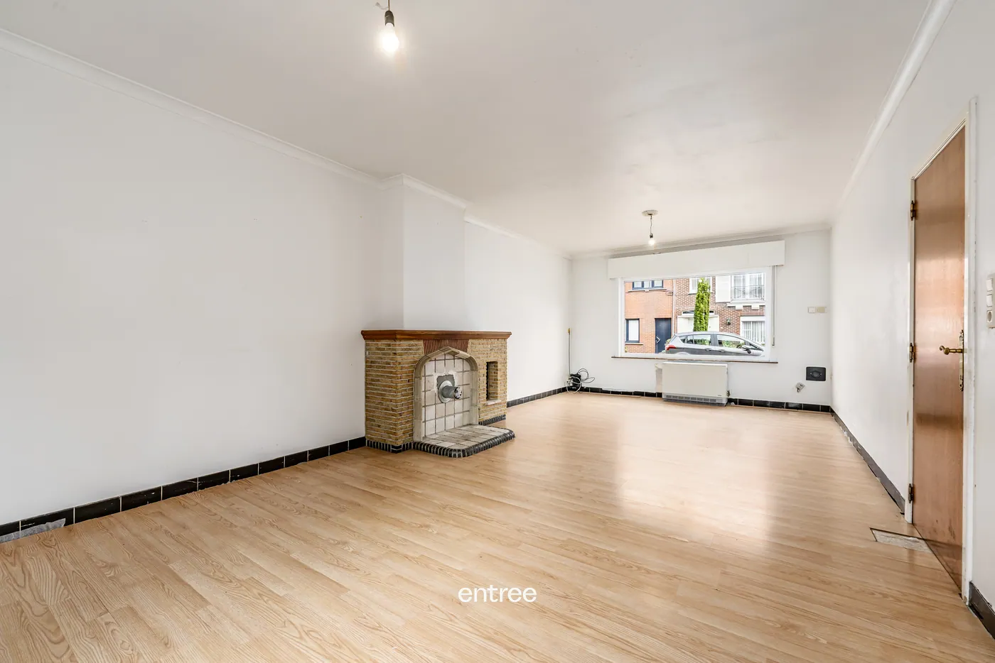 Ruime woning met zuidwestgerichte tuin op een uitstekende ligging in Zwijnaarde - foto 4