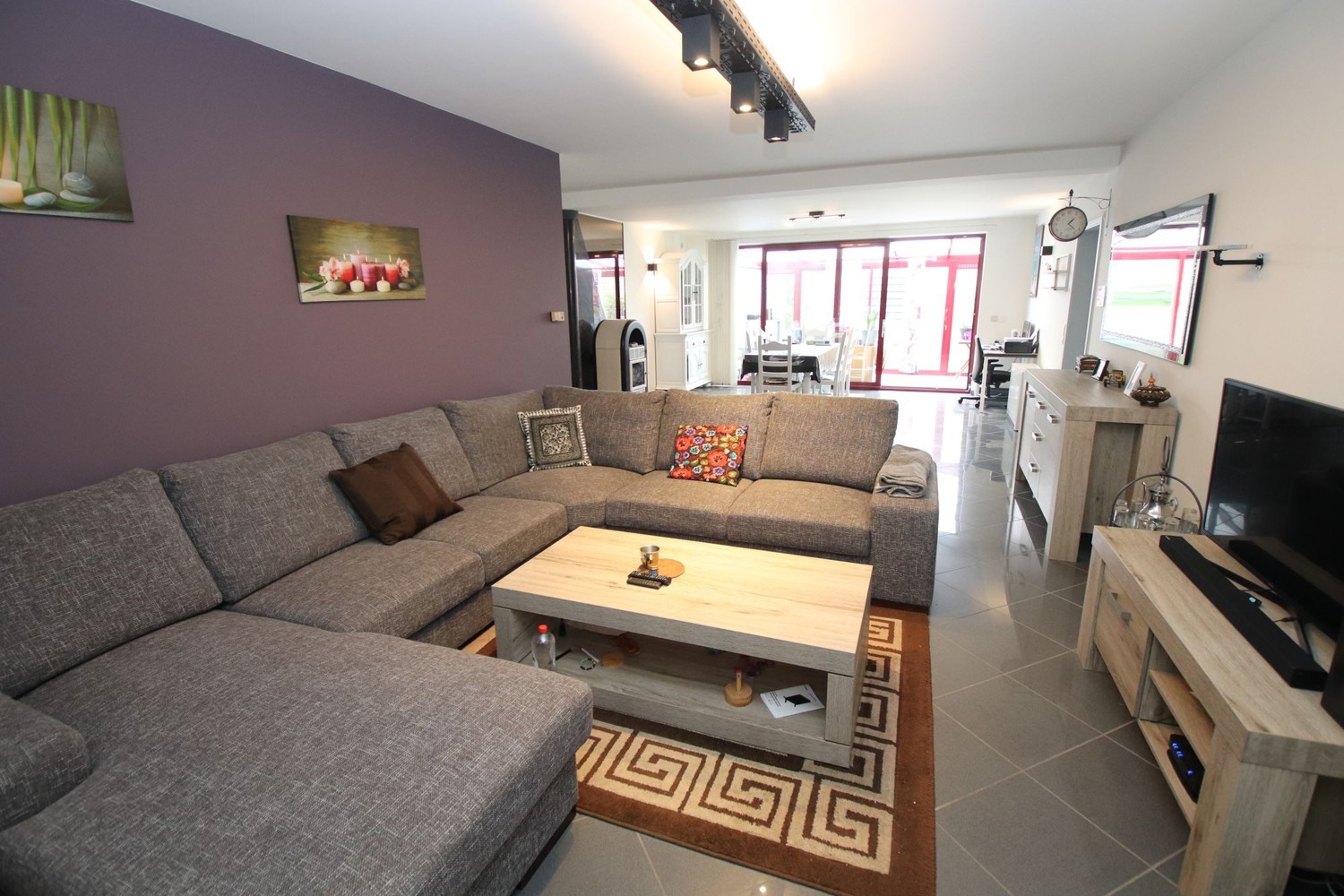 Riant appartement met tuintje en dubbele garage - photo 2