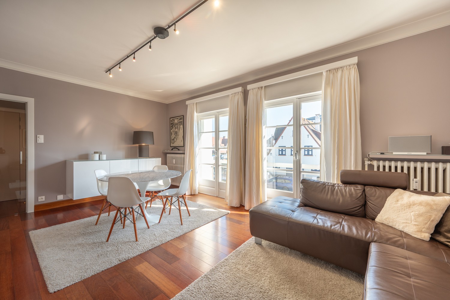 Charmant 2-slaapkamerappartement met zuidgericht terras op topligging in Duinbergen - foto 5