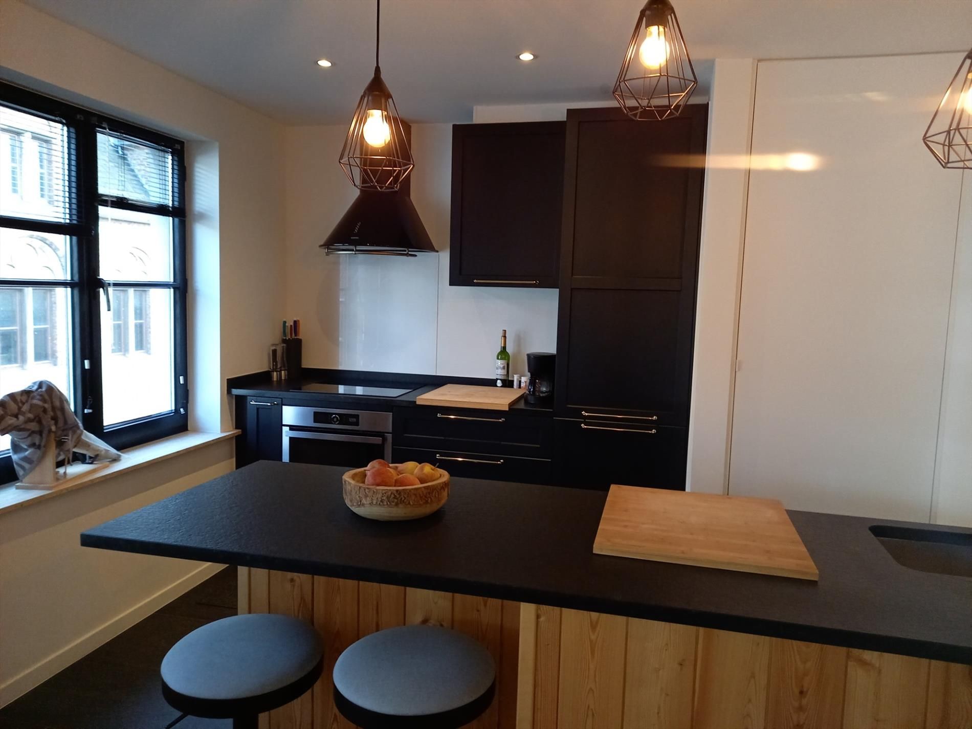 Lichtrijk appartement met 2 slaapkamers op toplocatie in Brugge - foto 3