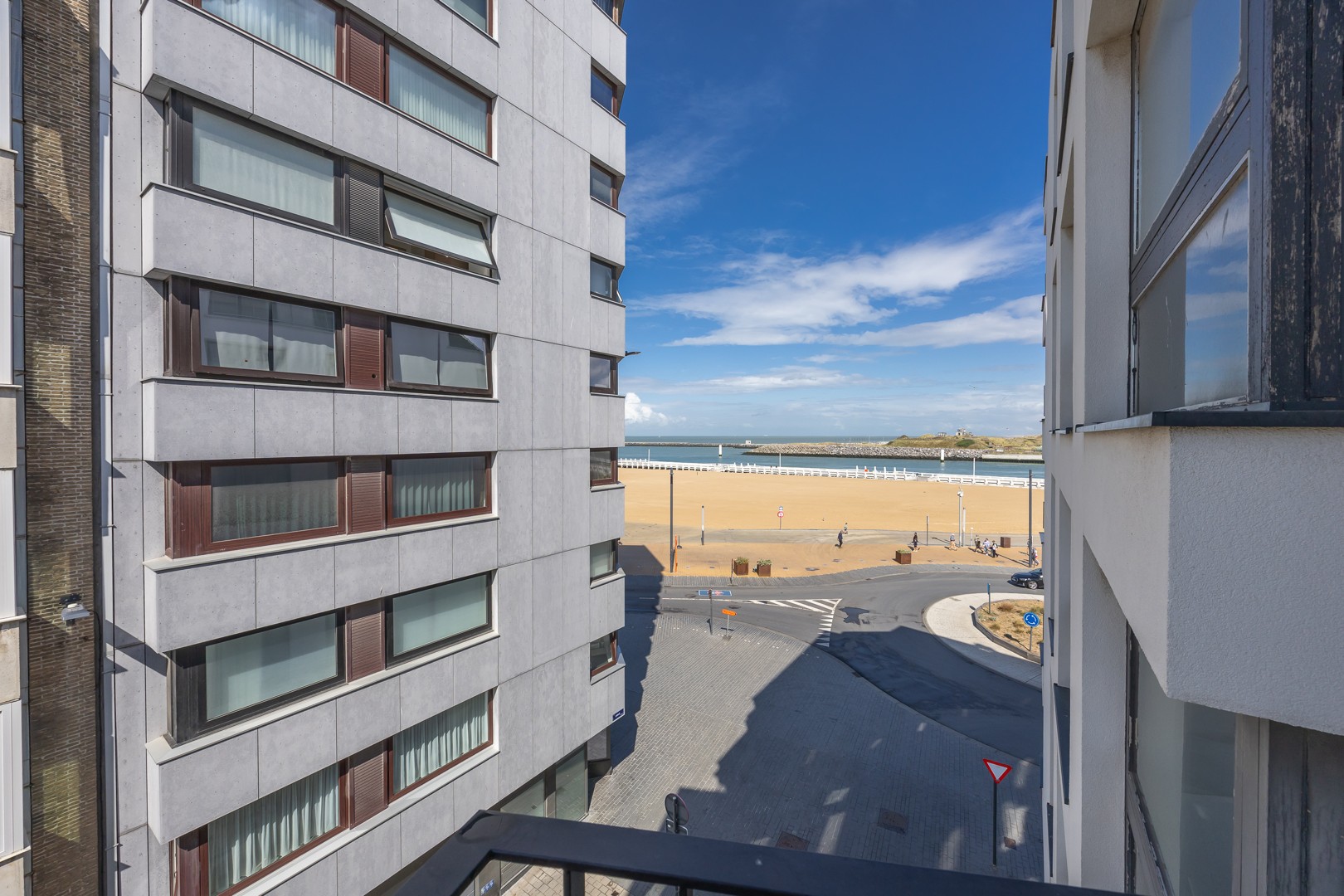 Appartement te koop in Oostende met 2 slaapkamers - foto 1