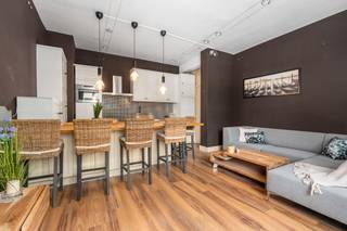 Te koop: te renoveren appartement met potentieel in het gegeerde Koningin Fabiolapark te Sint-Niklaas, rustig gelegen aan de stadsrand in...