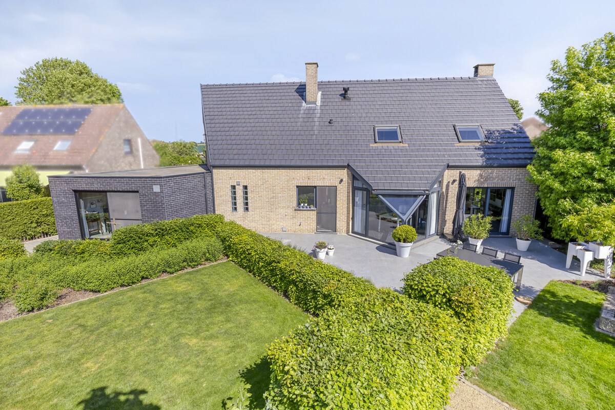 gezellige en lichtrijke villa op 9,50 are - 100 % instapklaar - foto 2
