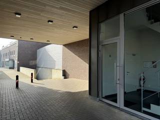 Modern duplexappartement met 2 terrassen, een ondergrondse autostandplaats en berging Indien u zich kandidaat huurder wenst te stellen dient u zich...