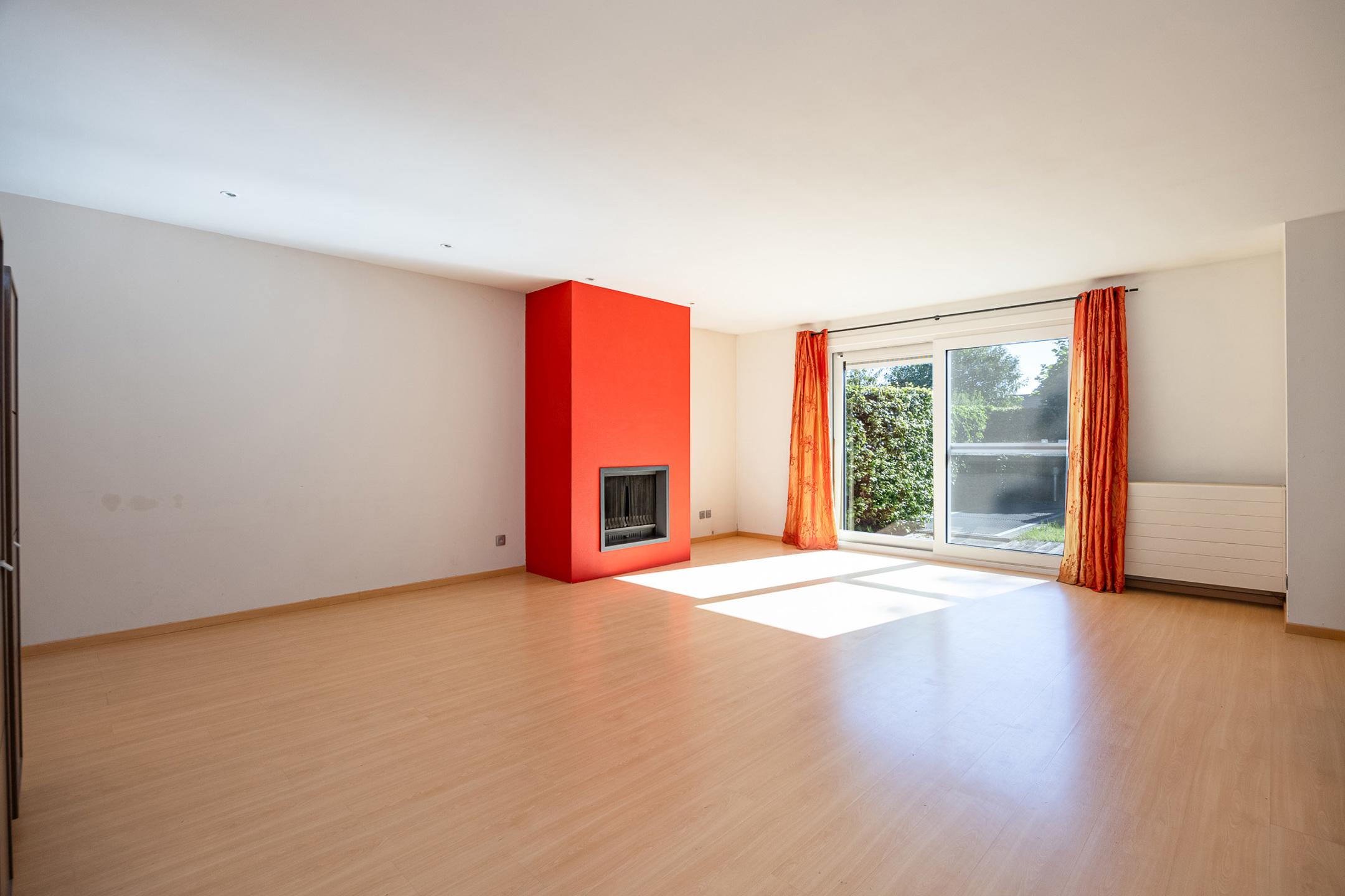 Instapklaar rustig gelegen huis met 3 slpk's, tuin +garage. - foto 4