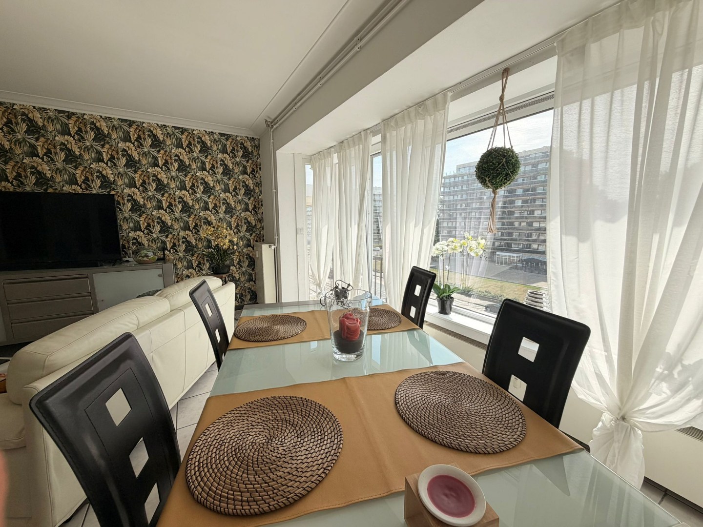Instapklaar appartement op de hoogste verdieping, vlak achter de Zeedijk - foto 4