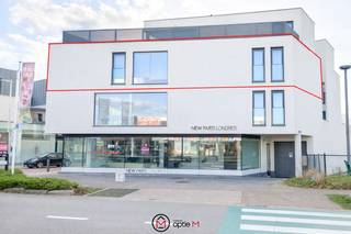 Ben je op zoek naar een ruim appartement in Maasmechelen met een moderne uitstraling en een praktische indeling? Dit appartement op de...