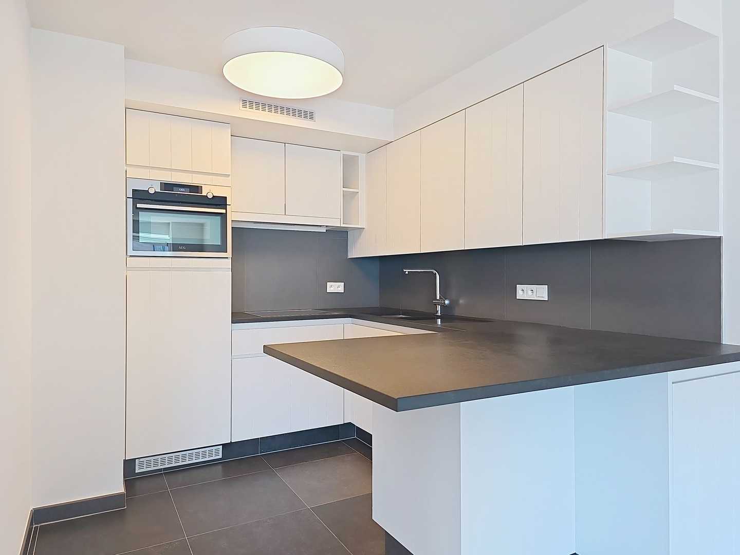 Luxueuze penthouse met zijdelings zeezicht en terras - foto 3