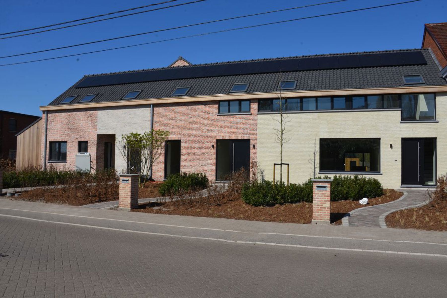 Stijl, ruimte en duurzaamheid perfect verenigd in deze instapklare topwoning. - foto 3