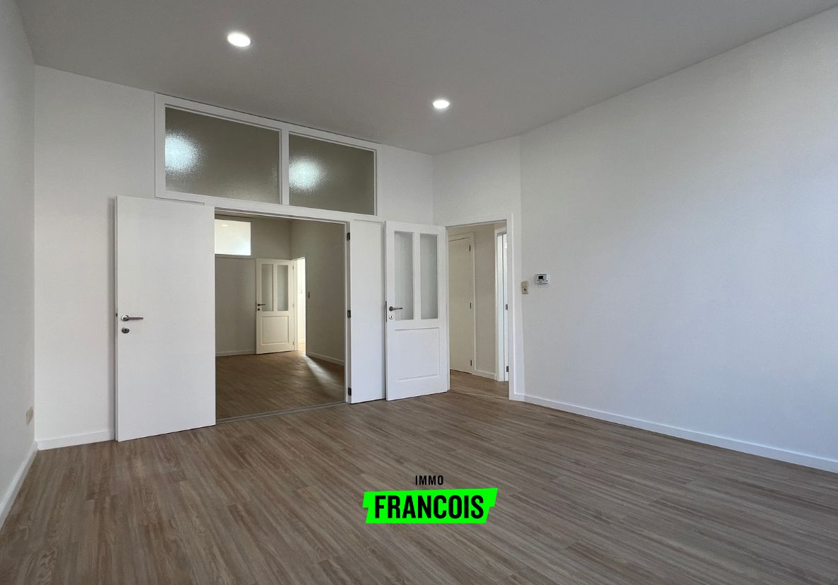 Apartment for rent in Saint-Josse-ten-Noode with 2 bedrooms - photo 1