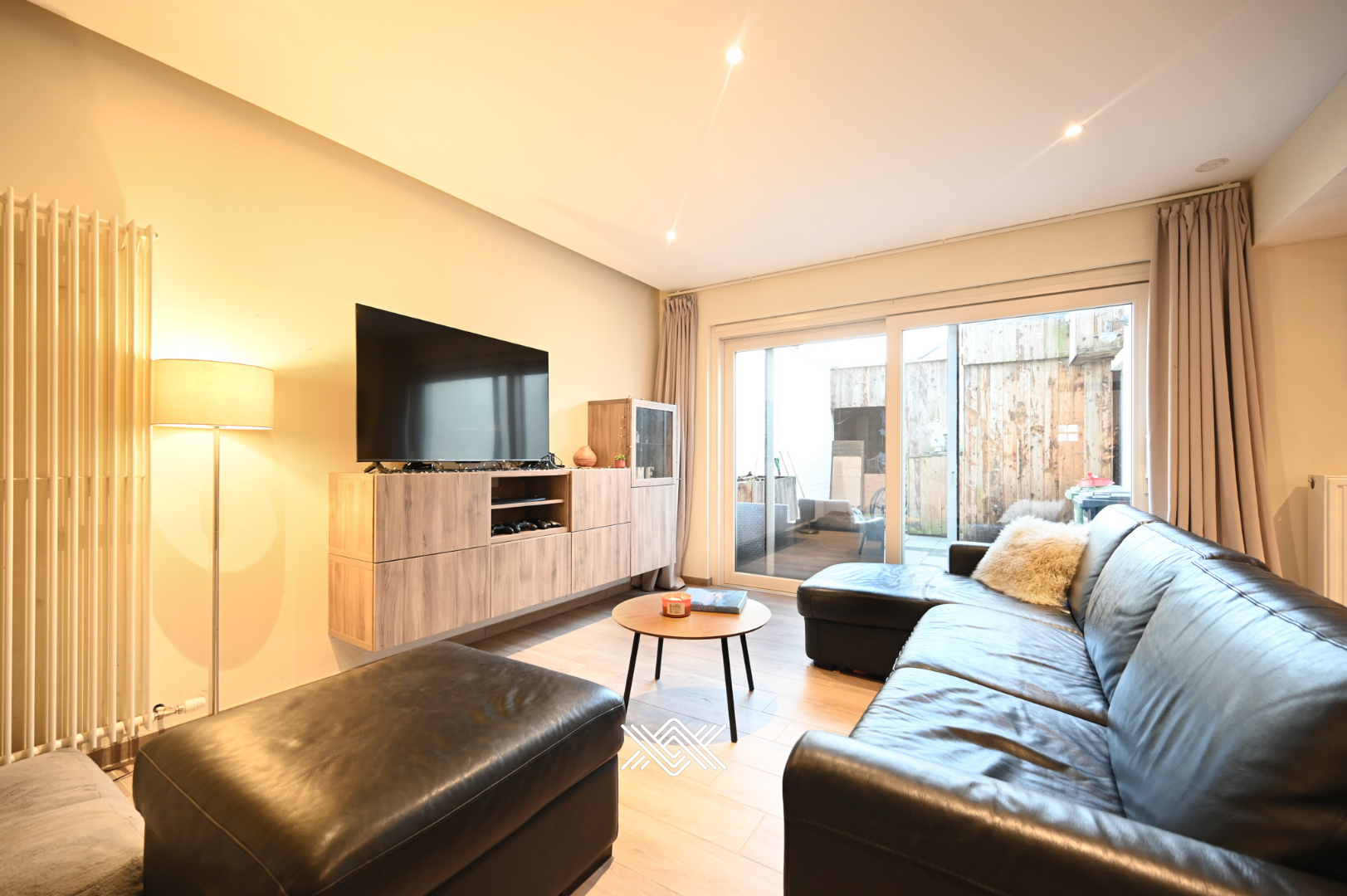 Instapklaar appartement met stadskoer en garage in Heusden - foto 4