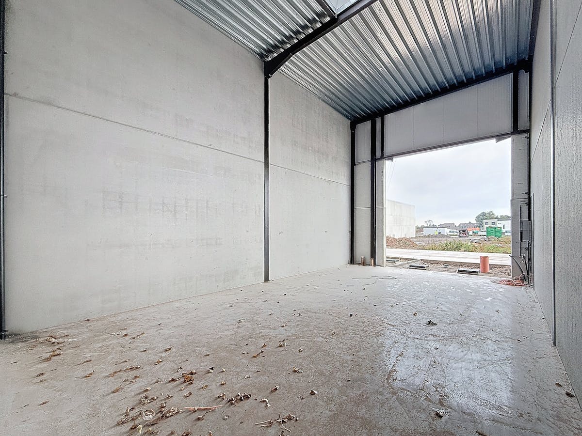 Magazijn te huur in nieuwbouwproject Bazuin te Roeselare - foto 4