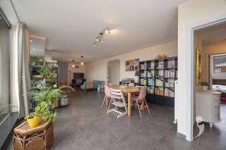 Ruim en kwaliteitsvol appartement in het centrum van Herent! Dit appartement met bouwjaar 2010 is een echte buitenkans. Het appartement beschikt over...