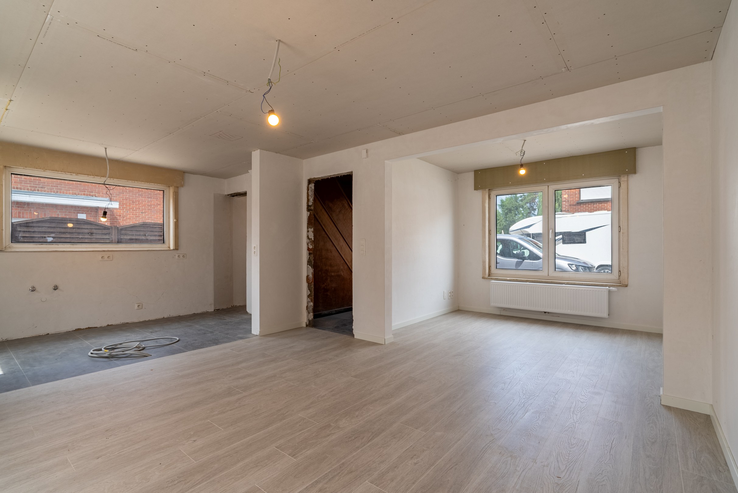 Deels gerenoveerde woning in een rustige straat in Heestert - foto 5
