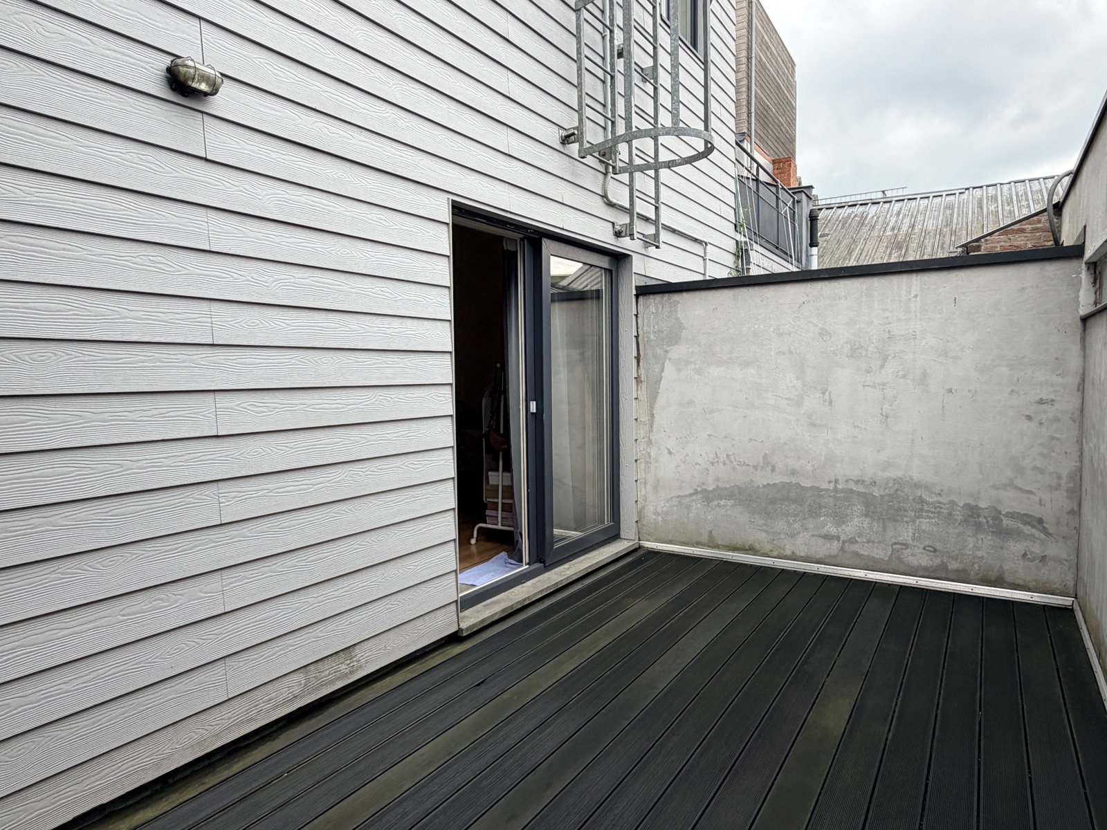 Ruim en energiezuinig gelijkvloers appartement (115 m²) met terras en staanplaats in hartje Diest - foto 4