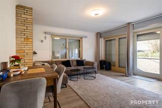 Apartment with 2 bedrooms for sale!Layout: entrance hall with built-in closets, open living space with lots of light, kitchen,bathroom with shower,...