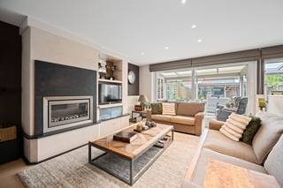 Bezoekdag op 30 mei van 14h tot 16h ( op afspraak)Charmante instapklare woning in landelijke stijl op een toplocatie.Bent u op zoek naar een perfect...