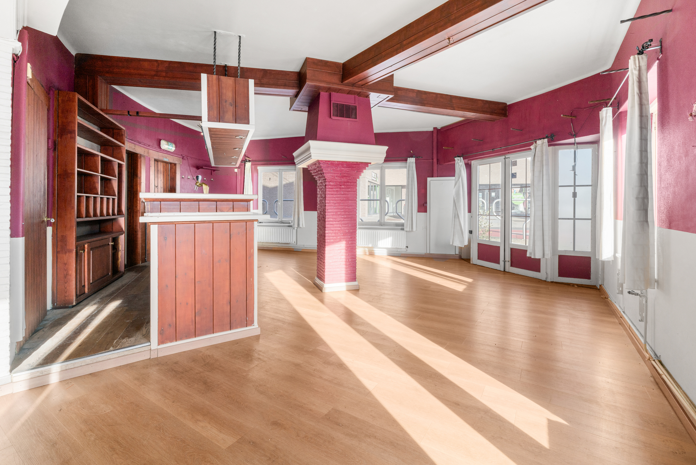 Handelspand met Woonst en Terras op Zichtbare Toplocatie - foto 3