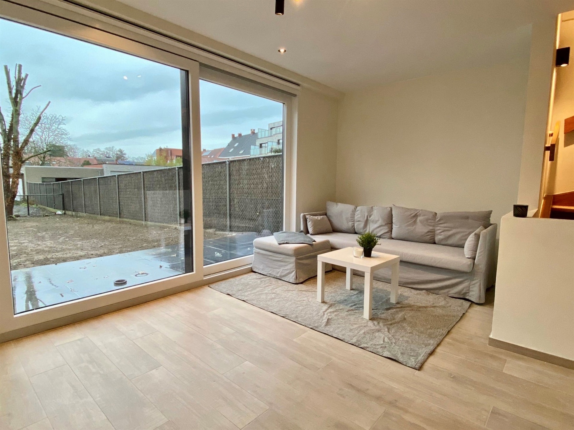 Ruime pal in het centrum gelegen woning met 4 slk, tuin en zonnepanelen! - foto 4