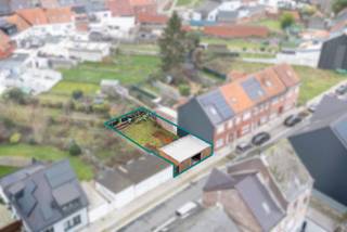 Bouwgrond (2are) op centrale locatie in DenderleeuwBent u op zoek naar een bouwgrond in Denderleeuw? Wij bieden deze grond met een oppervlakte van...