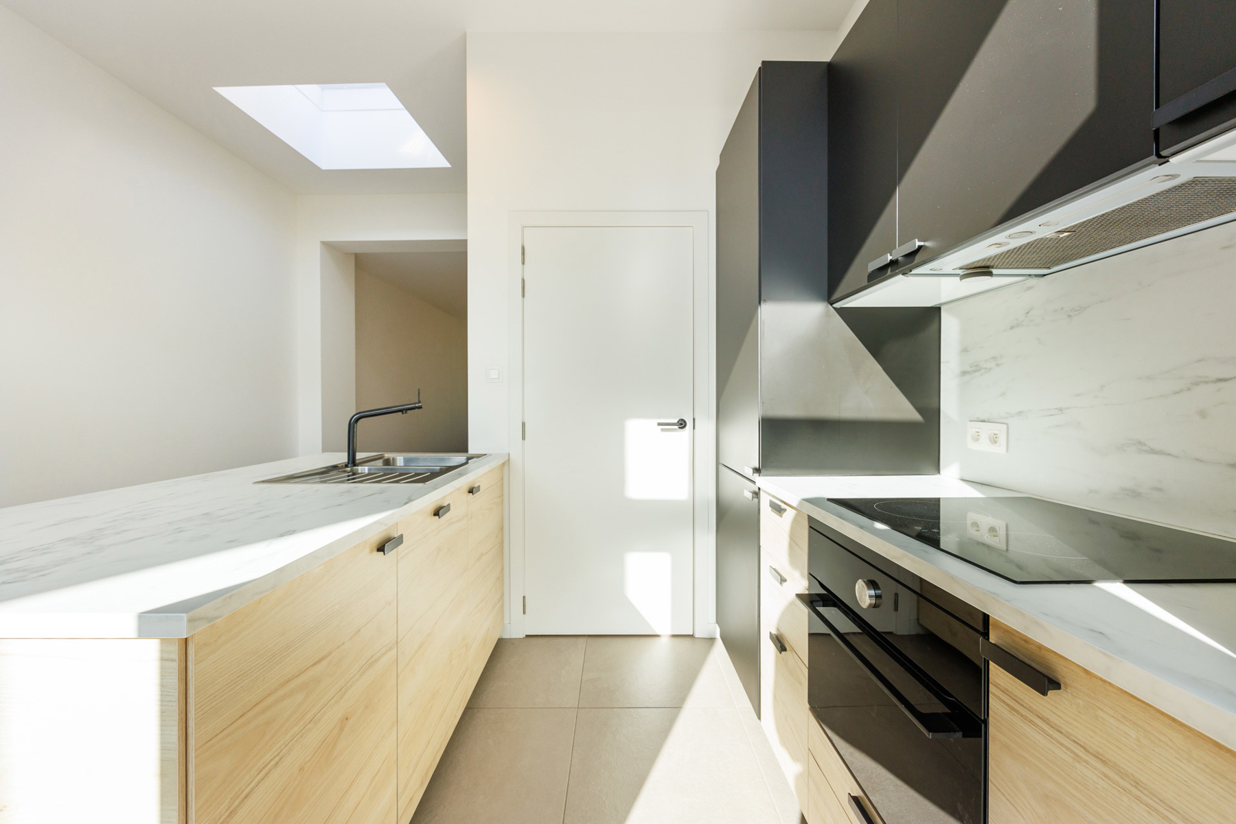 Volledig gerenoveerde en energiezuinige woning met tuin in Arendonk - foto 5