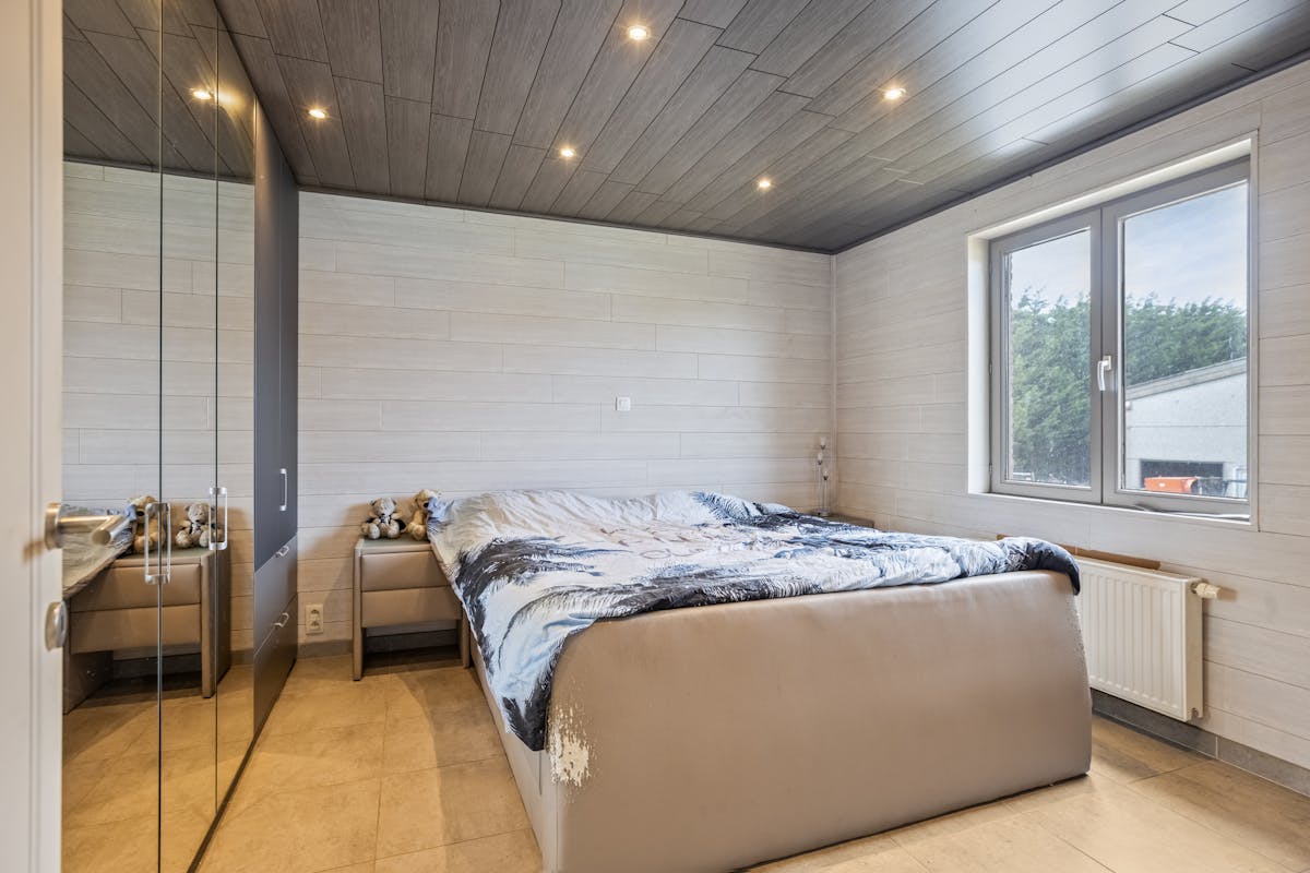 bâtiment mitoyen de 3 chambres sur un terrain spacieux à Gits ! - photo 4