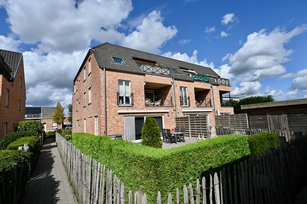 Mooi en ruim appartement op de eerste verdieping ! - foto 2