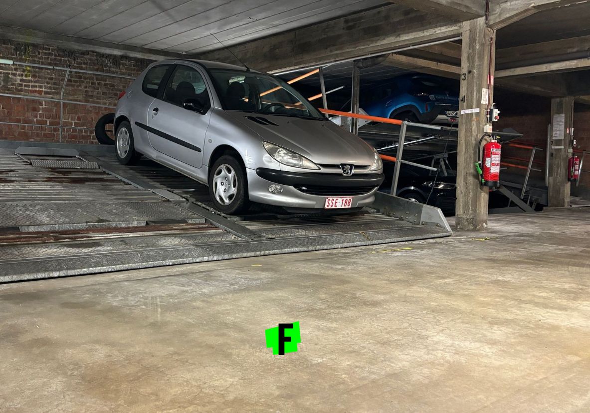 Garage à louer à Bruxelles - photo 2