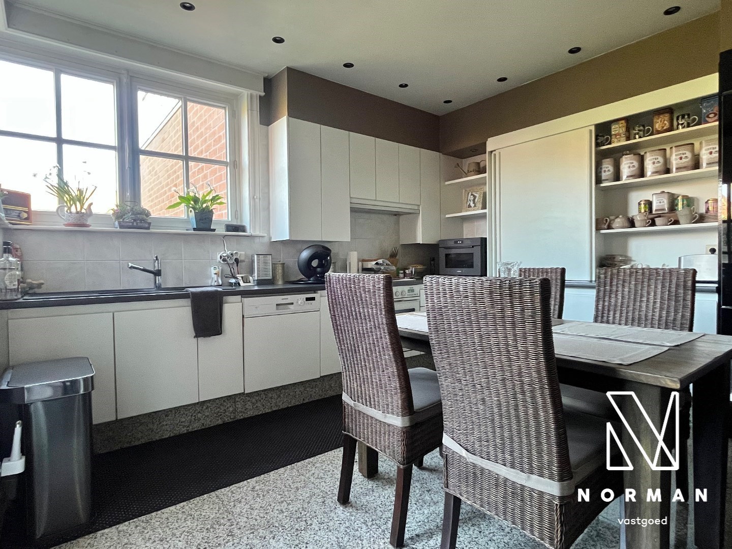 Zeer statige woning te koop in Harelbeke! - foto 5