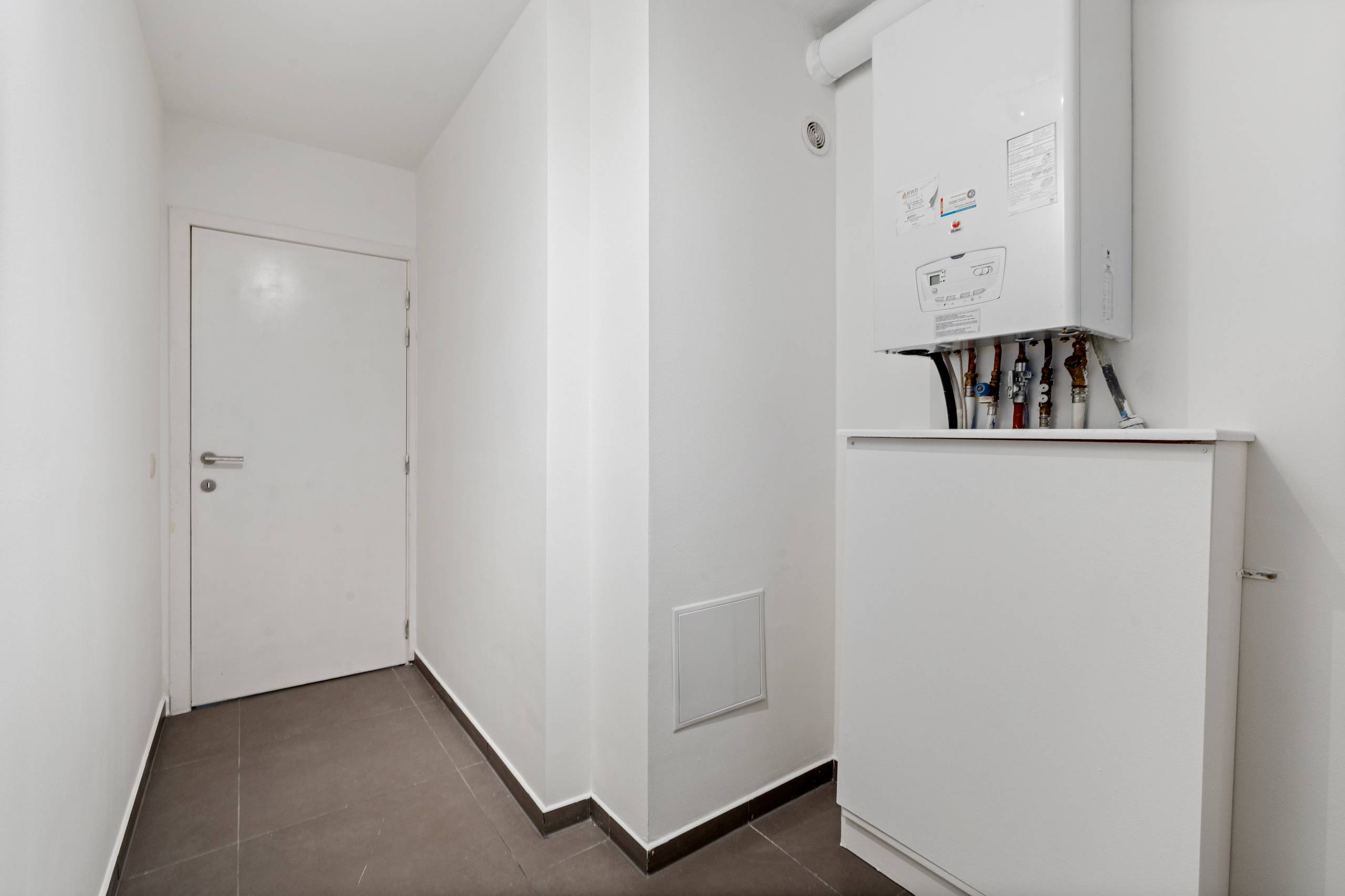 Instapklaar gelijkvloers appartement in het centrum - foto 5