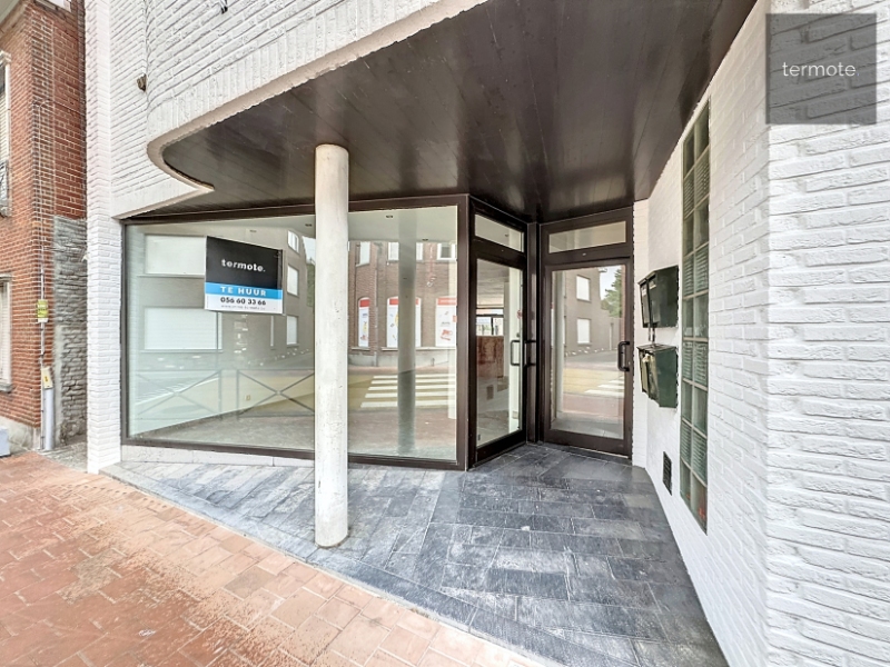 Commercial for rent in Sint-Eloois-Vijve - photo 1