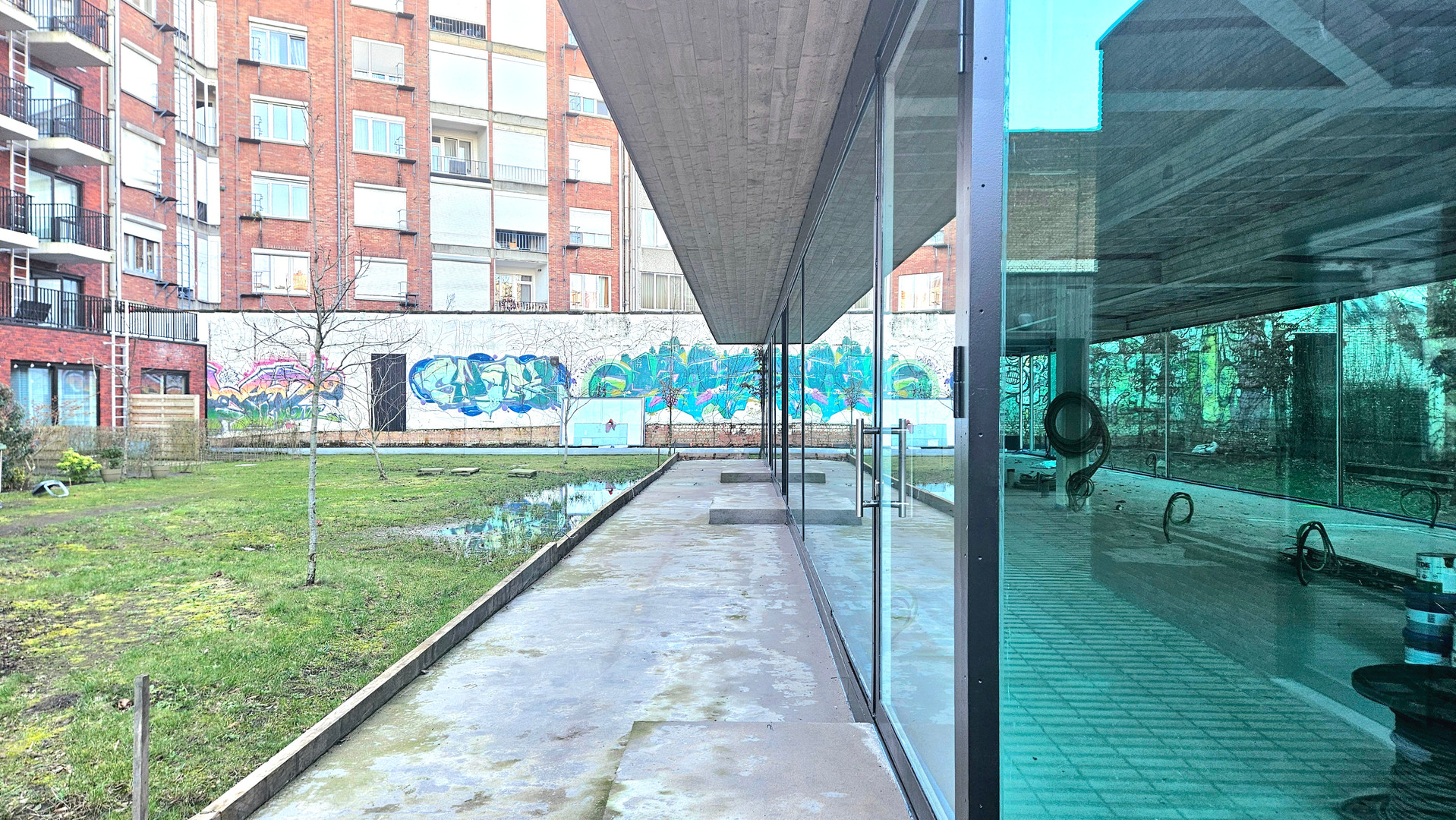 Uniek kantoor op rustige binnenplaats - foto 3