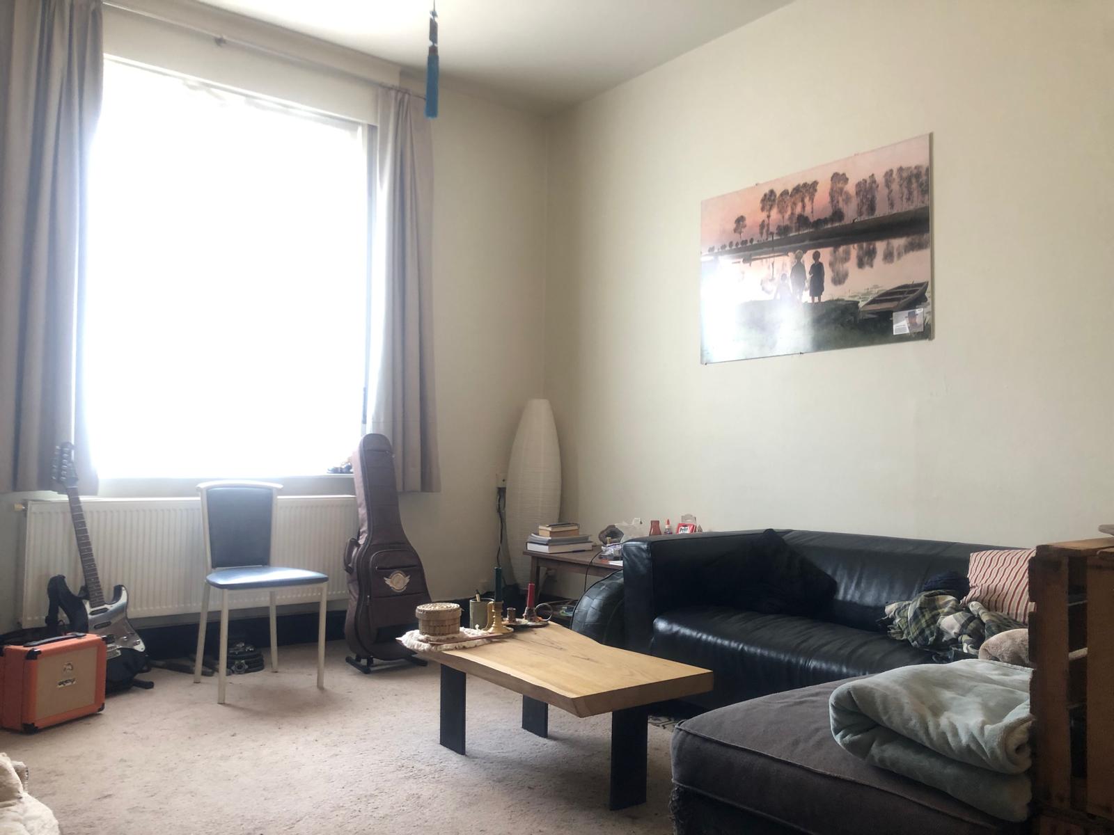 Woning met 2 slaapkamers en garage - foto 2