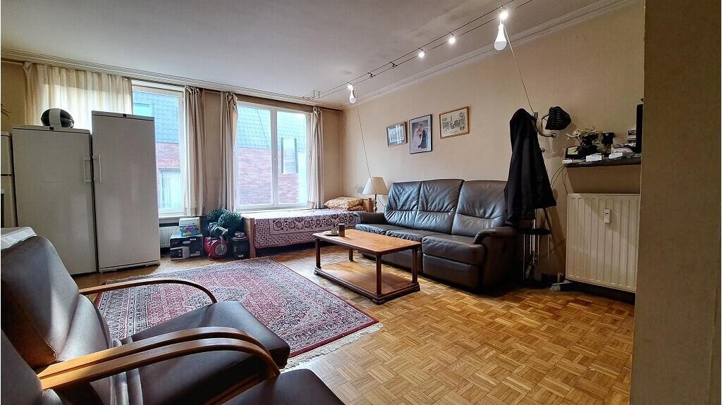 Ruim en lichtrijk 2-slaapkamerappartement met Garage te koop in Brugge - foto 4