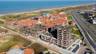 Ontdek dit aangename appartement op de unieke site van het Militair Hospitaal in Oostende, waar rust, comfort en een topligging perfect...