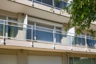 We treffen dit appartement terug op een zeer goede locatie te Wilrijk, in de buurt van het nachtegalenpark, de Jaïntempel en de universiteit...