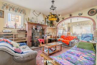 Deze woning is een te renoveren halfopen bebouwing met heel wat potentieel. STARTPRIJS: Elk bod boven deze startprijs, wordt voorgelegd aan de...