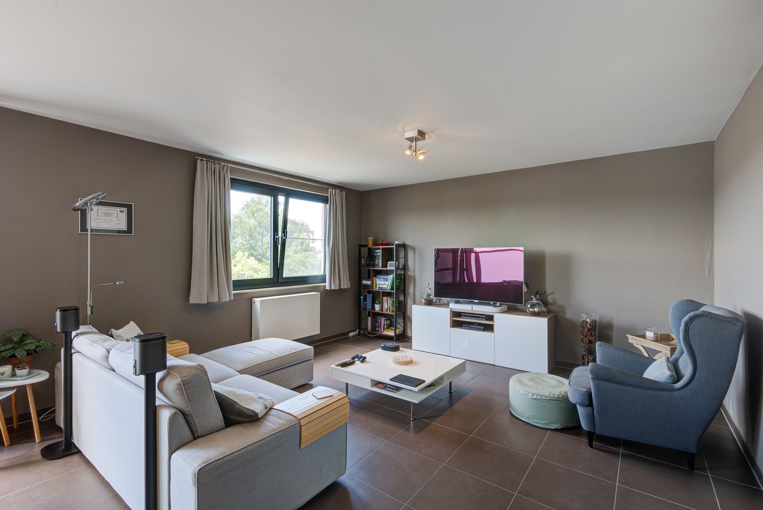 INSTAPKLAAR APPARTEMENT MET 2 SLAAPKAMERS EN AUTOTAANPLAATS NABIJ HET CENTRUM VAN BILZEN - foto 5