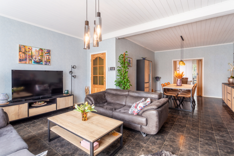 Uiterst ruime woning, veel lichtinval, mooie tuin, instapklaar! - foto 5