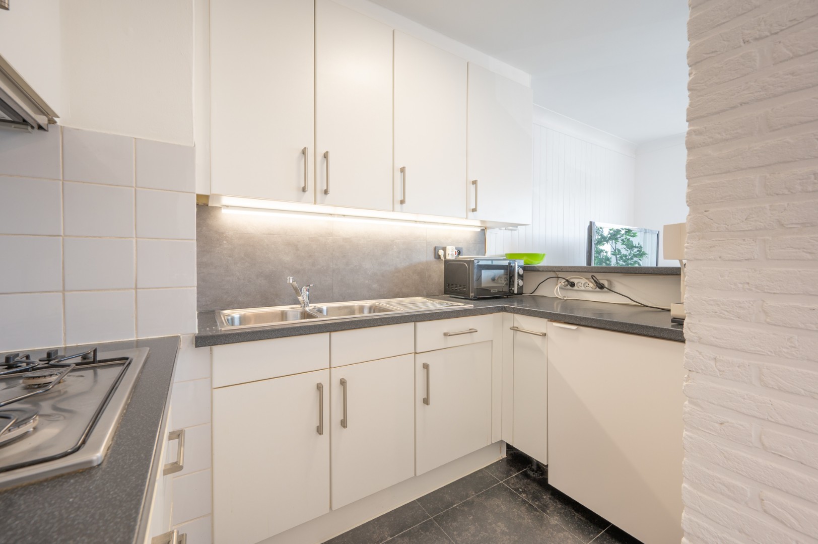 Instapklaar appartement met uitzicht op haven, duinen en zee. - photo 4