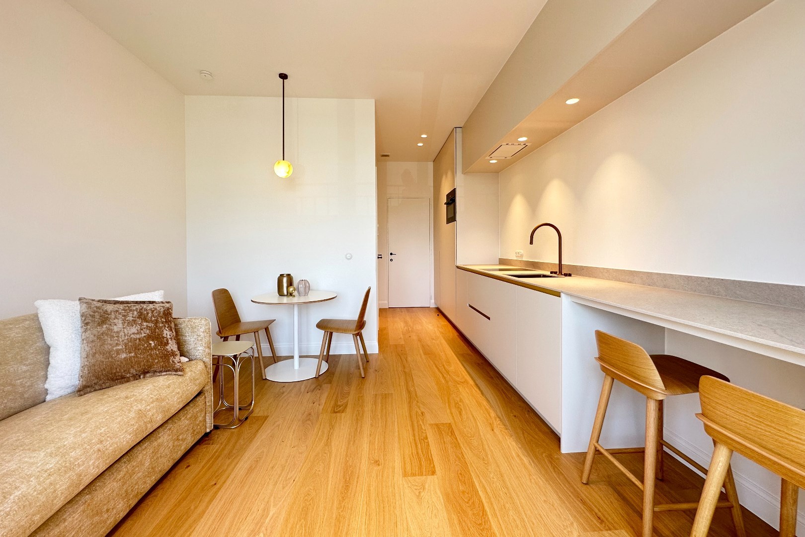 Renovated luxury studio at the rear of the Zeedijk - photo 4