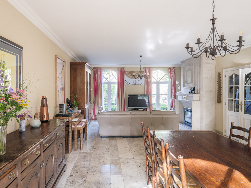 Vrijstaande villa (363 m²) met ruim bijgebouw op een gunstig perceel van 1.205 m² - photo 3