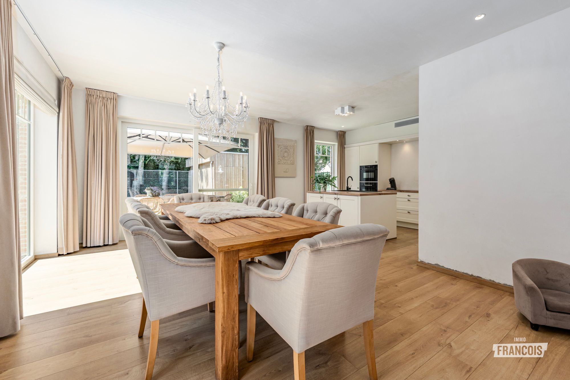 Exclusieve nieuwbouwvilla met hoogwaardige afwerking en 3 slaapkamers te Ichtegem - foto 4