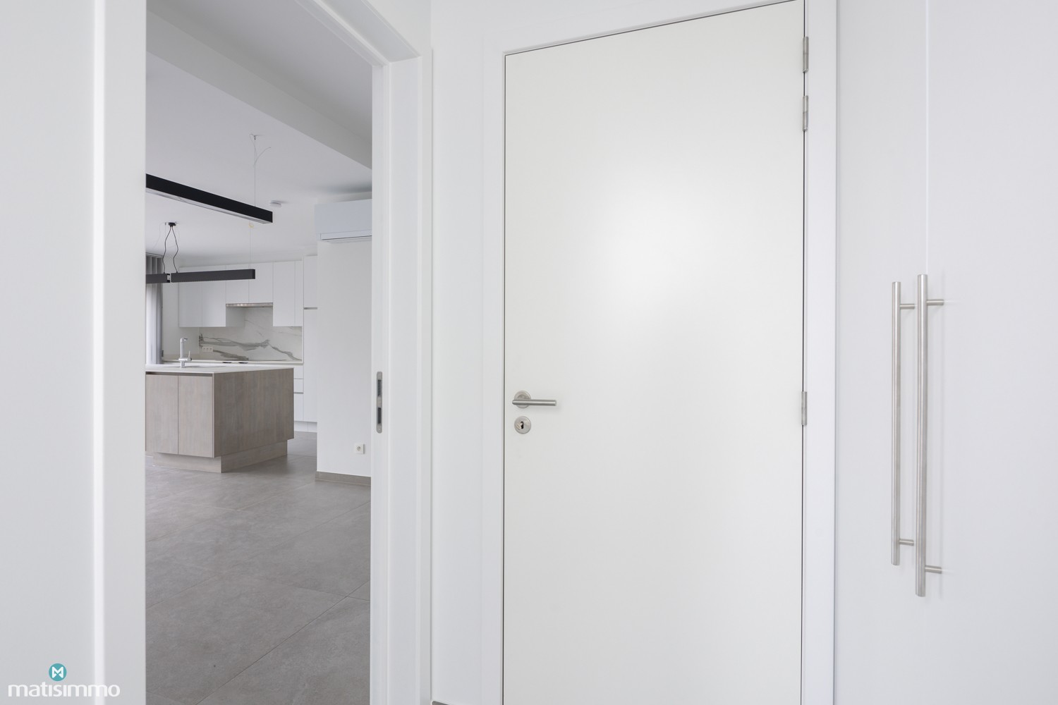 RECENT APPARTEMENT VOORZIEN VAN ALLE COMFORT MET TWEE SLAAPKAMERS TE MOPERTINGEN - foto 4