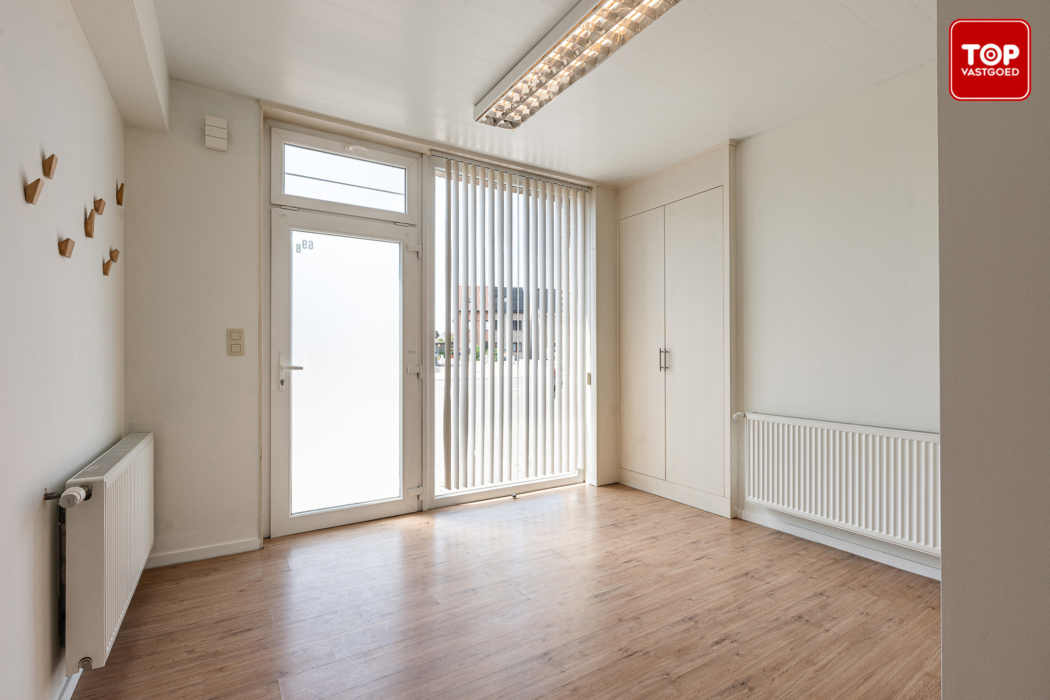 Instapklare woning met 3 slaapkamers en open zicht op de velden - foto 2