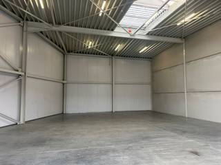 In Melsbroek, we offer a functional SME unit of 242 m² for rent. The unit is part of a recent and well-maintained SME site with...