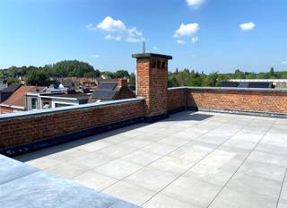Fantastisch knap vernieuwd dakappartement in een gezinsvriendelijke buurt, in de nabijheid van scholen, winkels en het openbaar vervoer, maken dit...