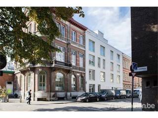 Uitstekend gelegen nieuwbouwappartement in hartje Antwerpen, tussen het gezellige toeven op de Sint-Andriesplaats en het fijne winkelen langs...