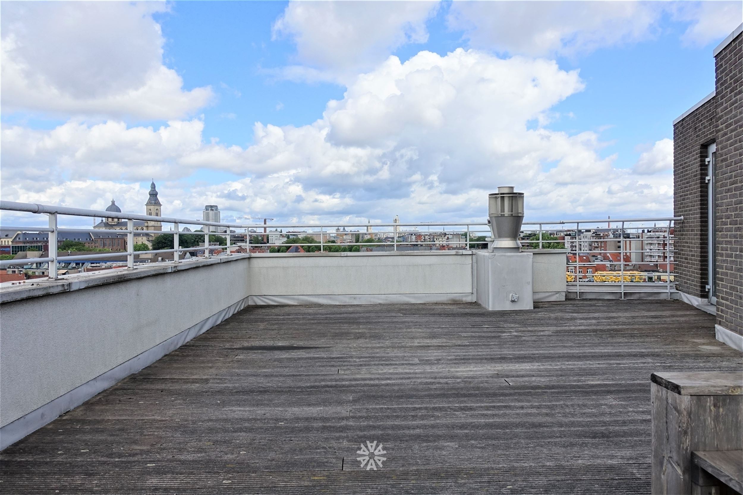 Apartment for rent in Ghent with 2 bedrooms - photo 2